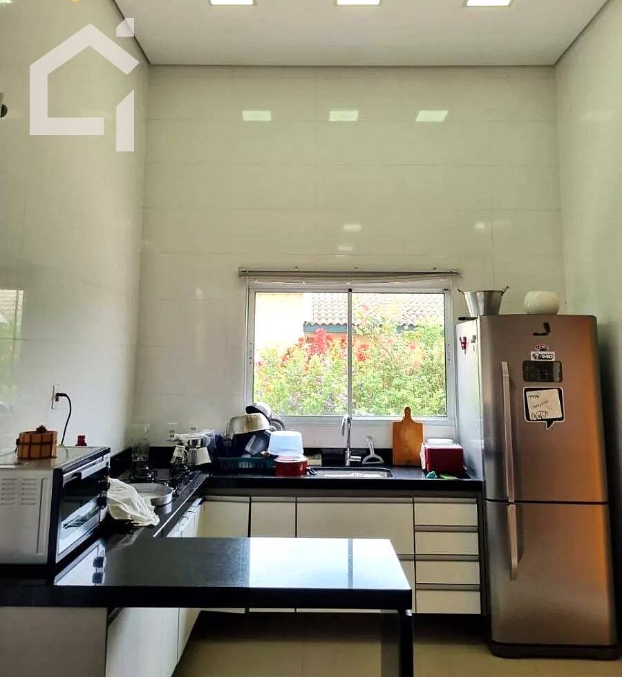 Casa, 3 quartos, 252 m² - Foto 11