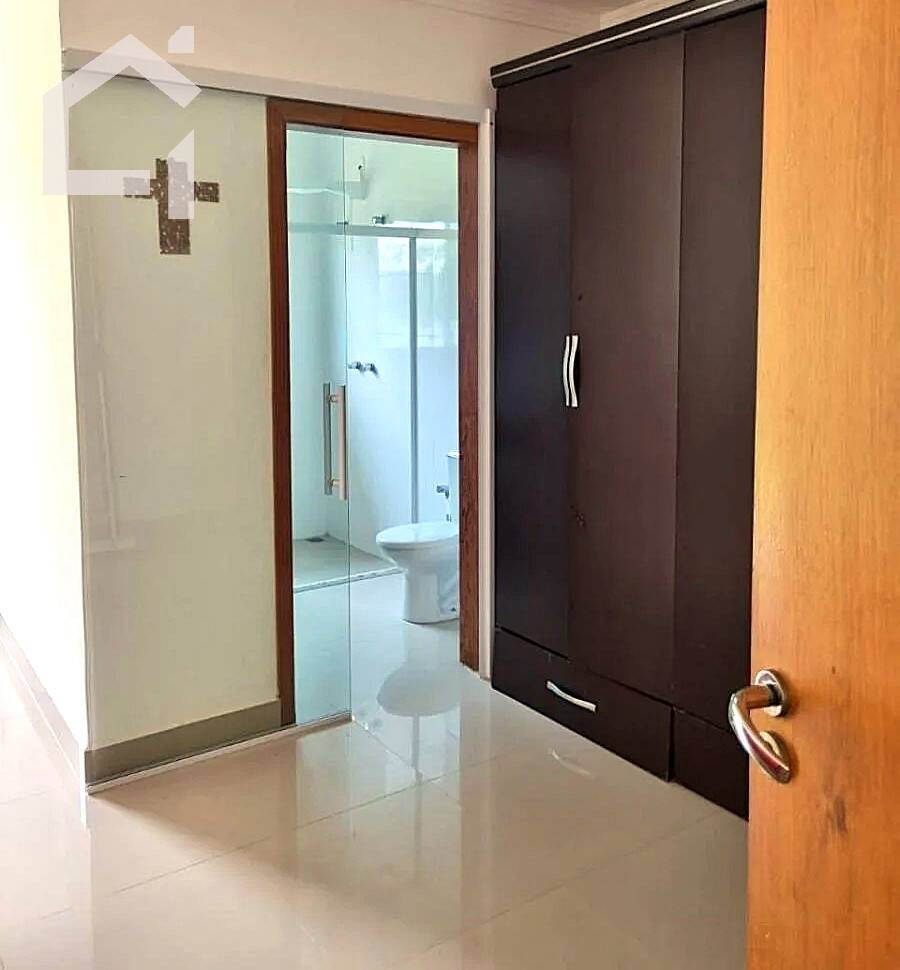 Casa, 3 quartos, 252 m² - Foto 17