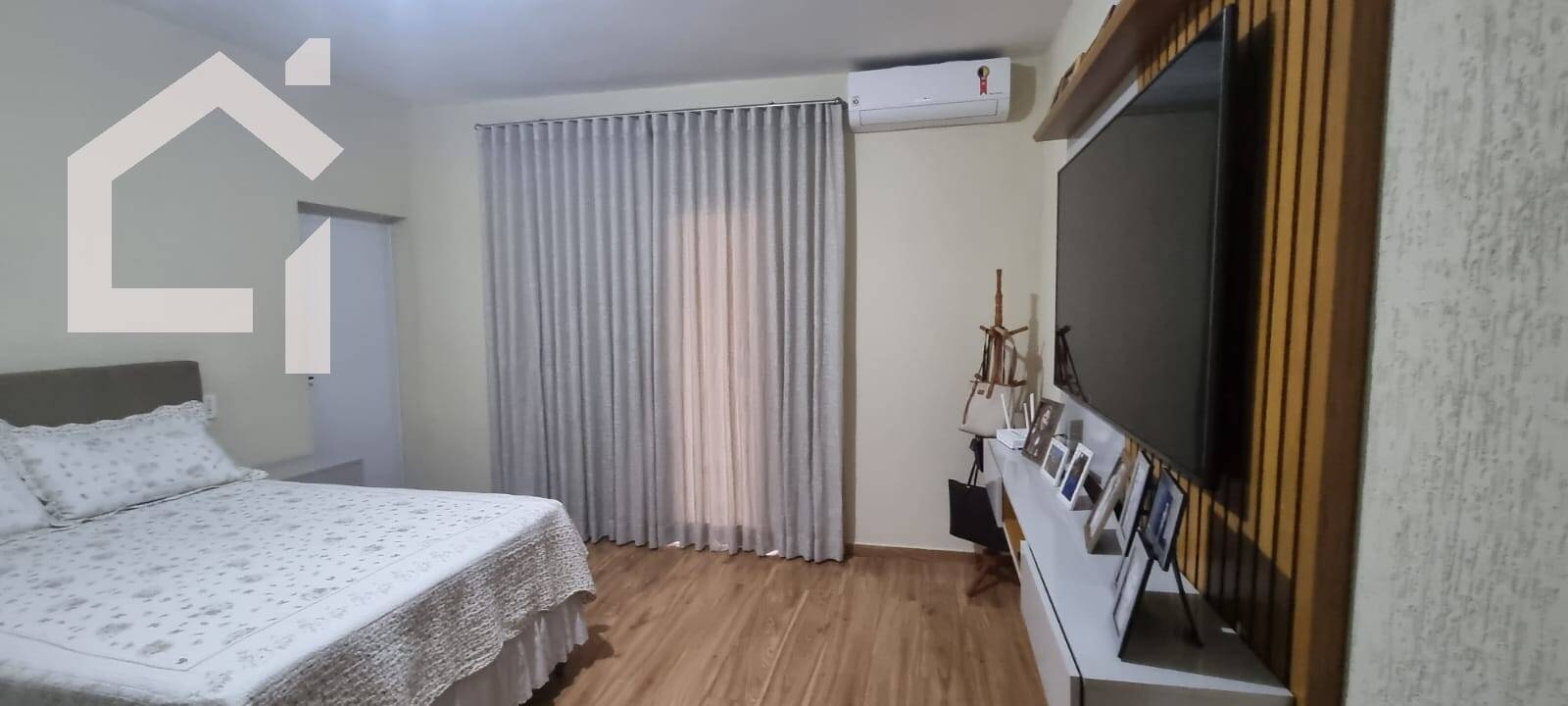 Casa, 4 quartos, 229 m² - Foto 44