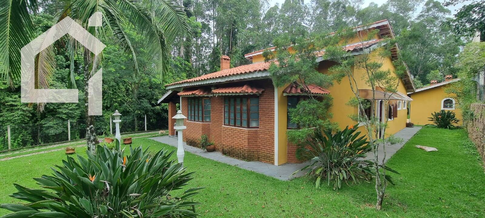 Casa, 4 quartos, 231 m² - Foto 1