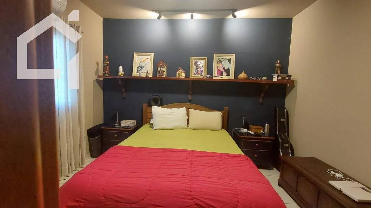 Casa, 3 quartos, 200 m² - Foto 12