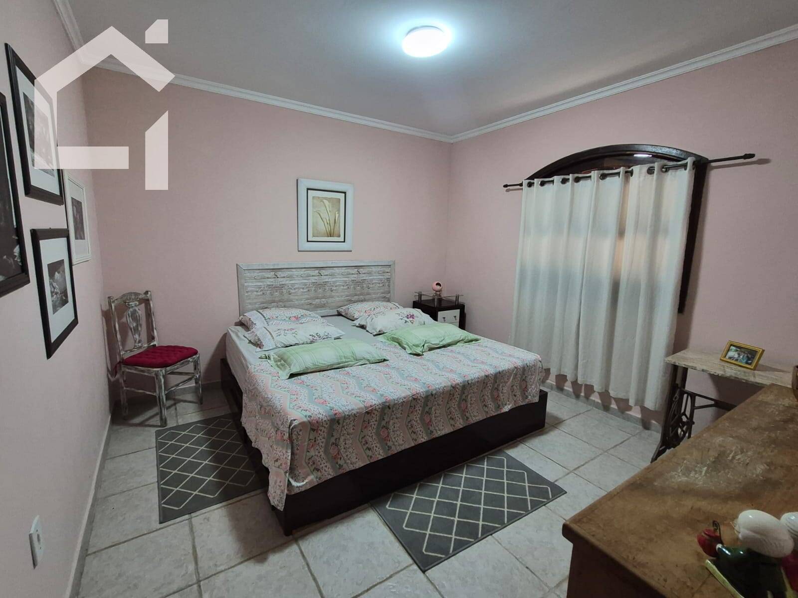 Casa, 3 quartos, 234 m² - Foto 25