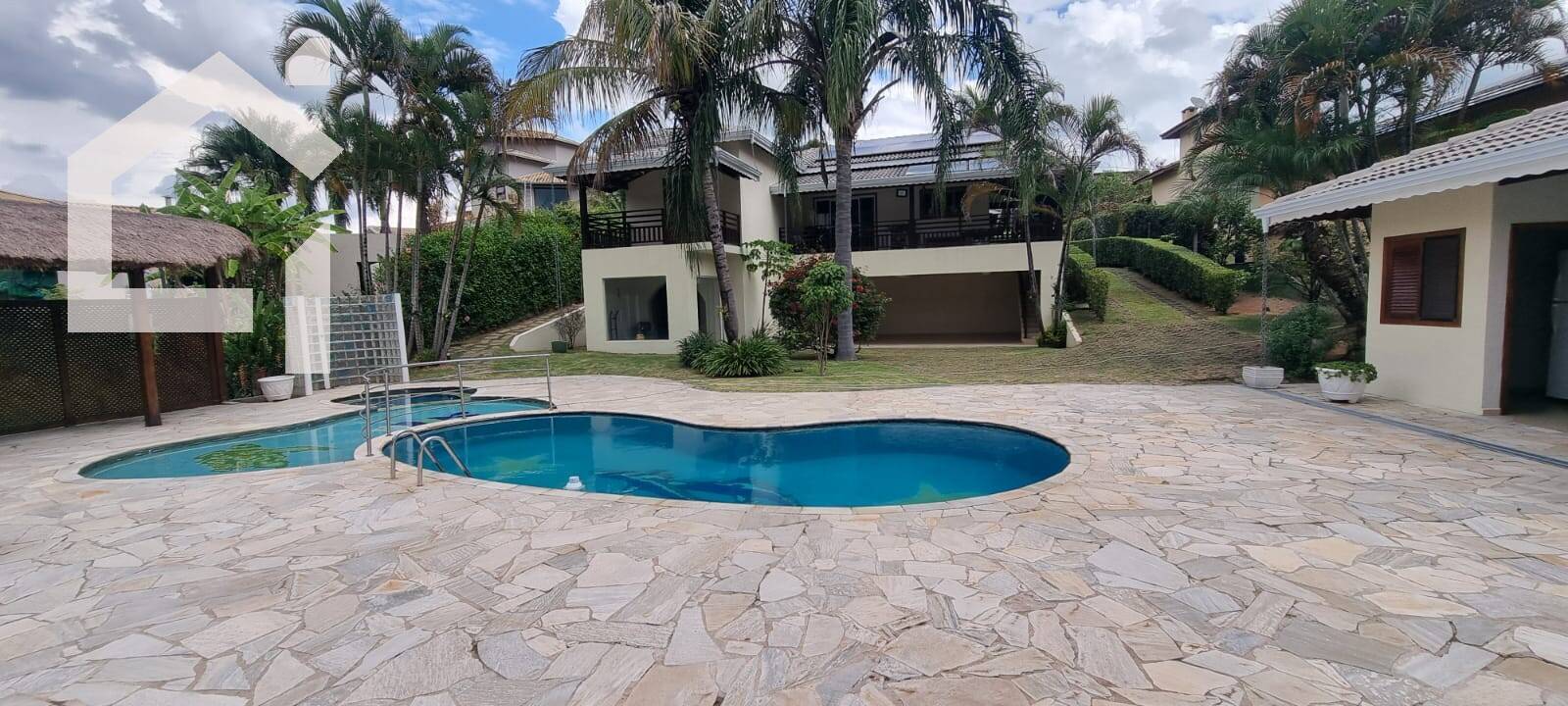 Casa, 4 quartos, 411 m² - Foto 1