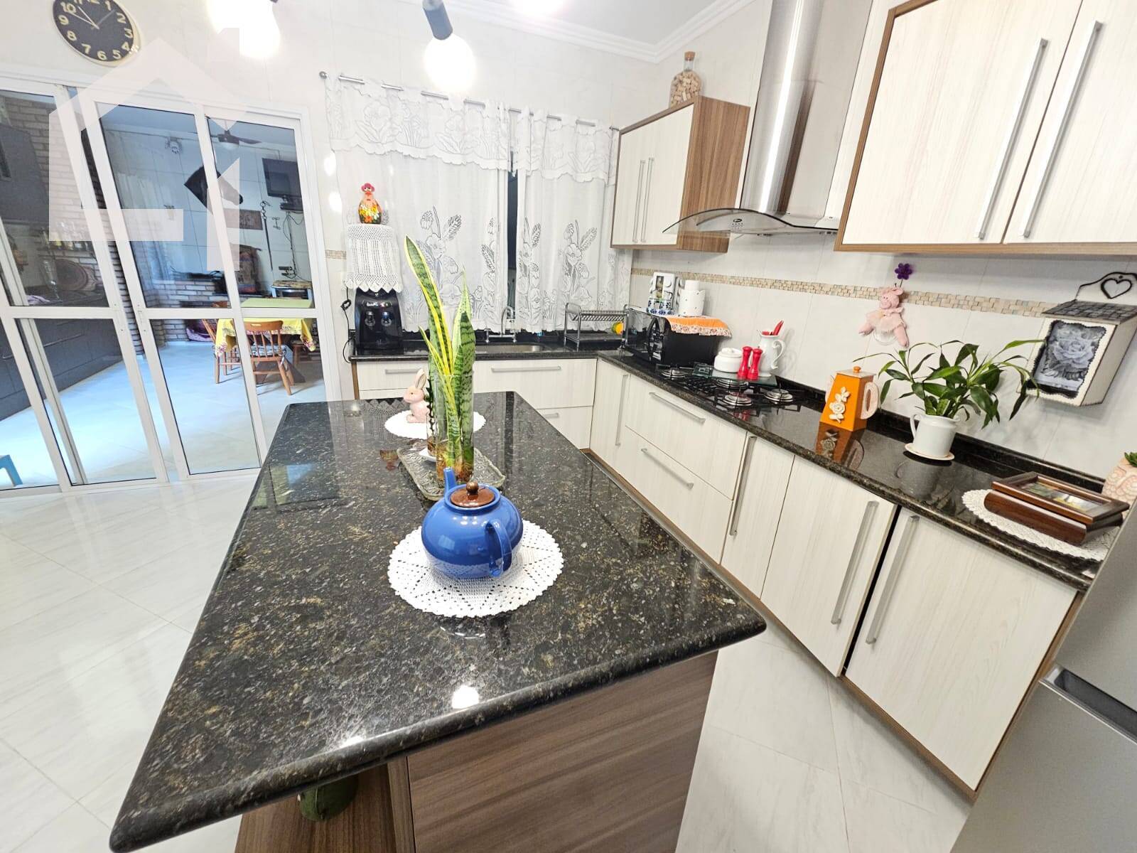 Casa, 3 quartos, 280 m² - Foto 19
