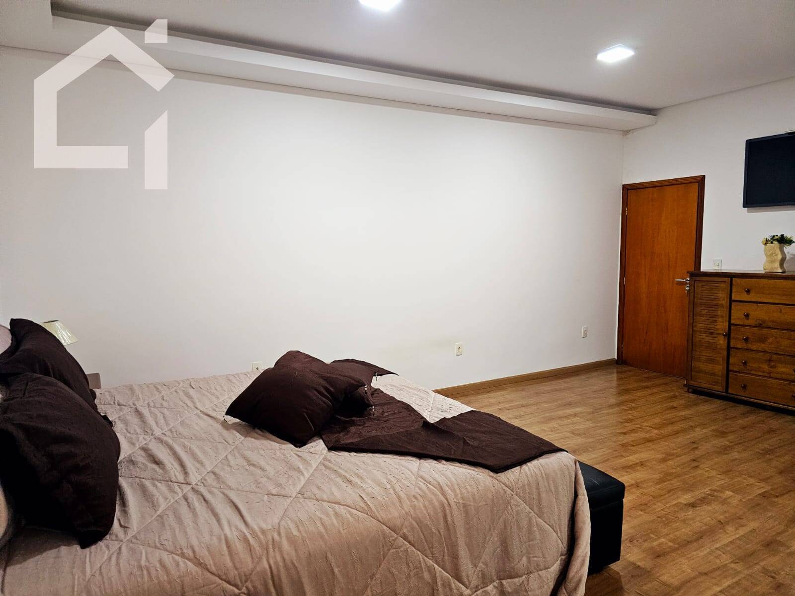 Casa, 3 quartos, 280 m² - Foto 22
