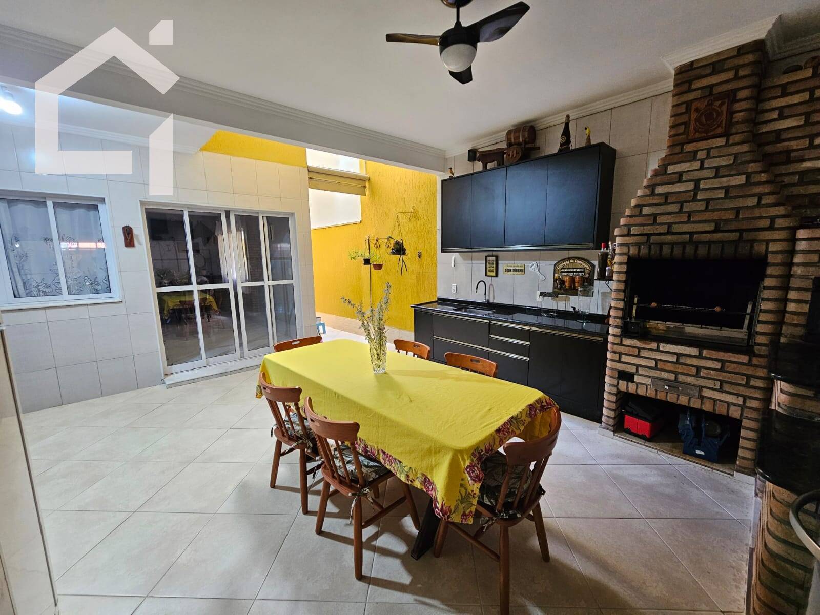 Casa, 3 quartos, 280 m² - Foto 28