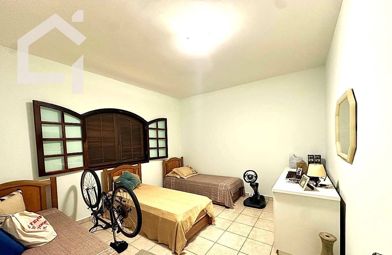 Casa, 3 quartos, 354 m² - Foto 22