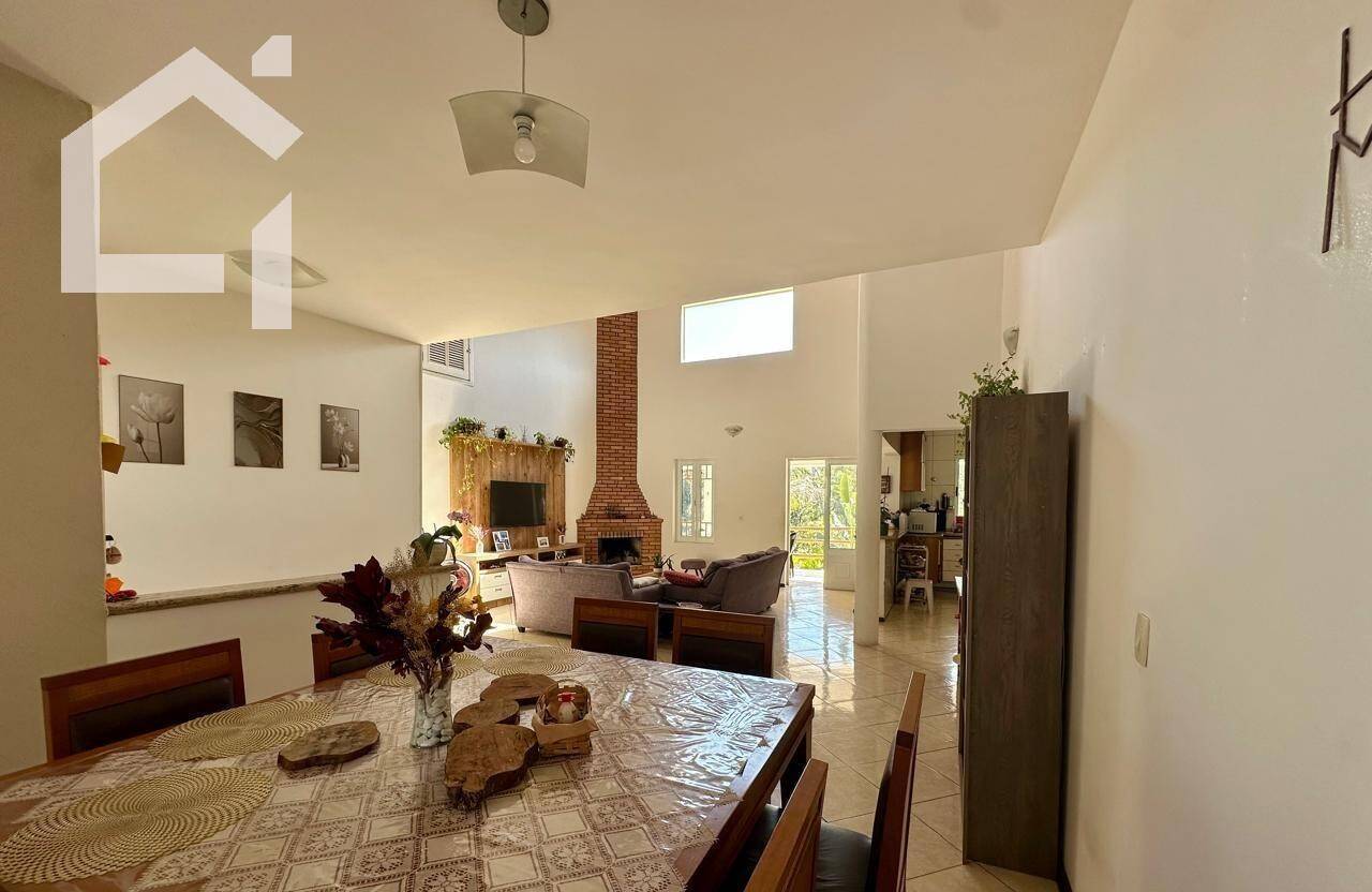 Casa, 3 quartos, 360 m² - Foto 13