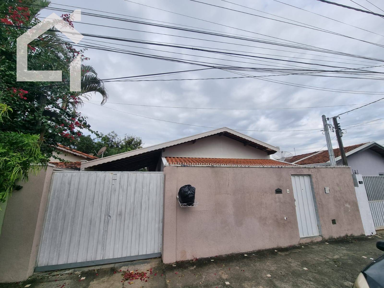 Casa, 2 quartos, 177 m² - Foto 1