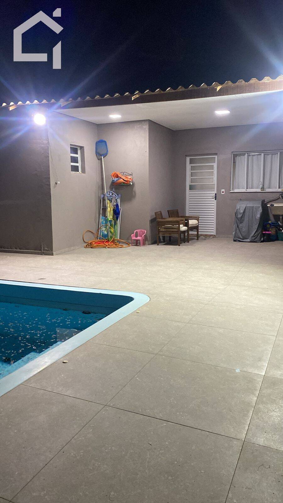 Casa, 5 quartos, 245 m² - Foto 2