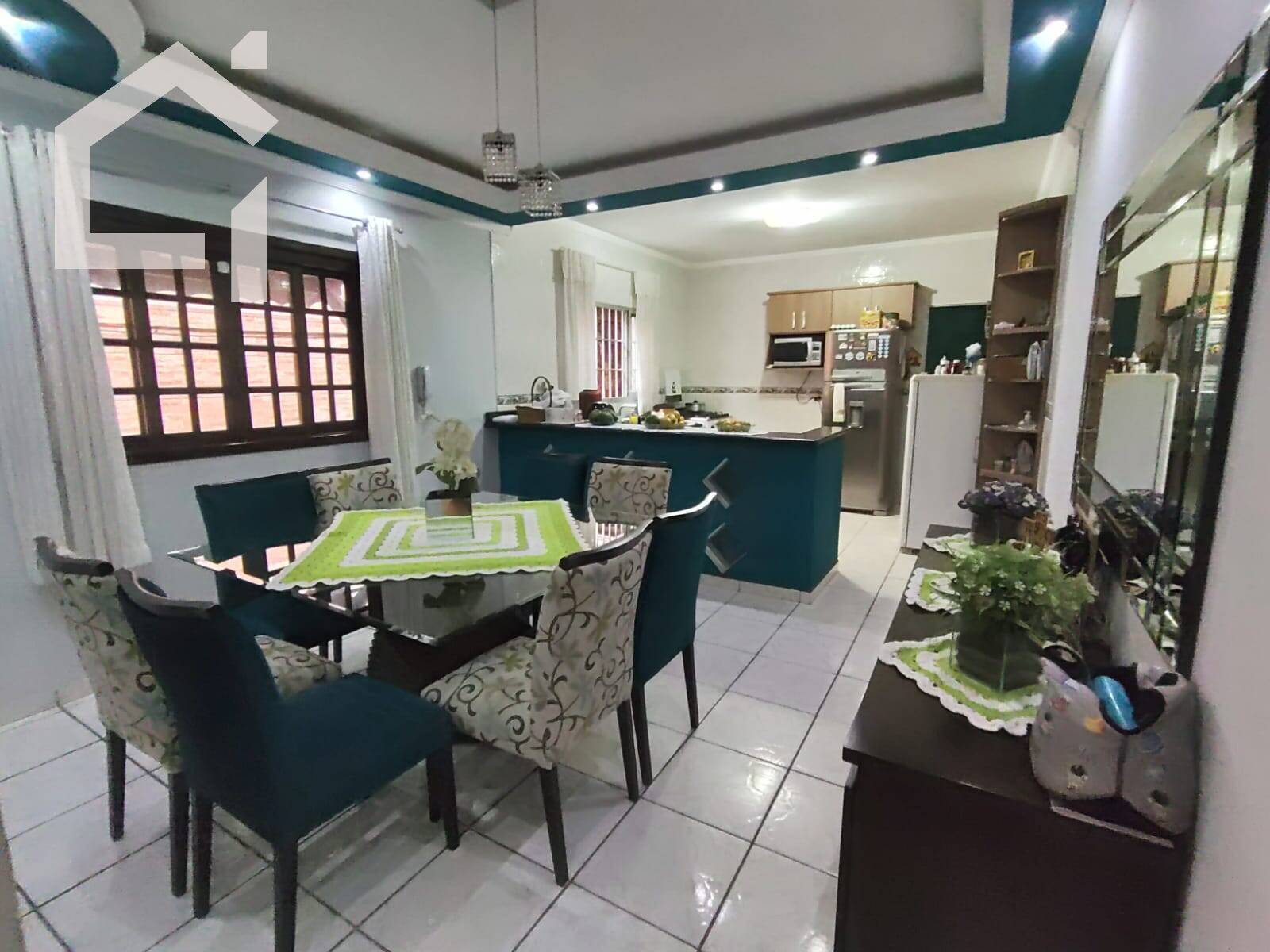 Casa, 3 quartos, 201 m² - Foto 3