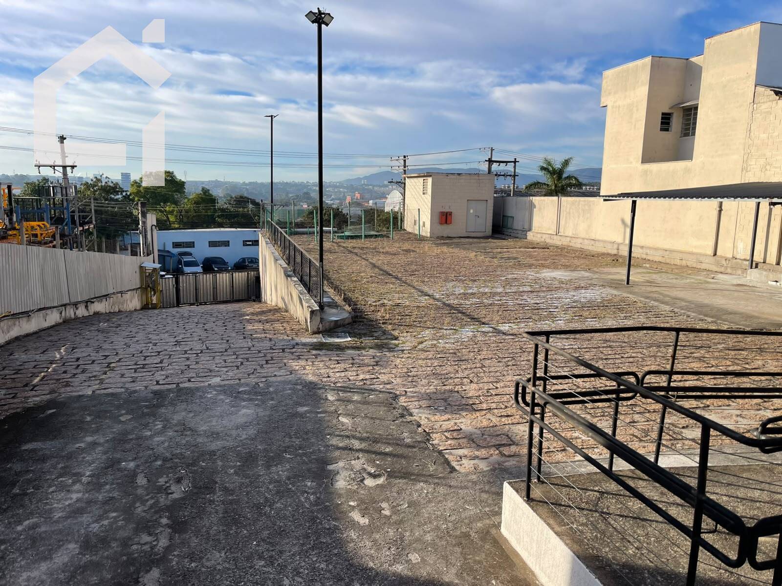 Depósito-Galpão, 1090 m² - Foto 2