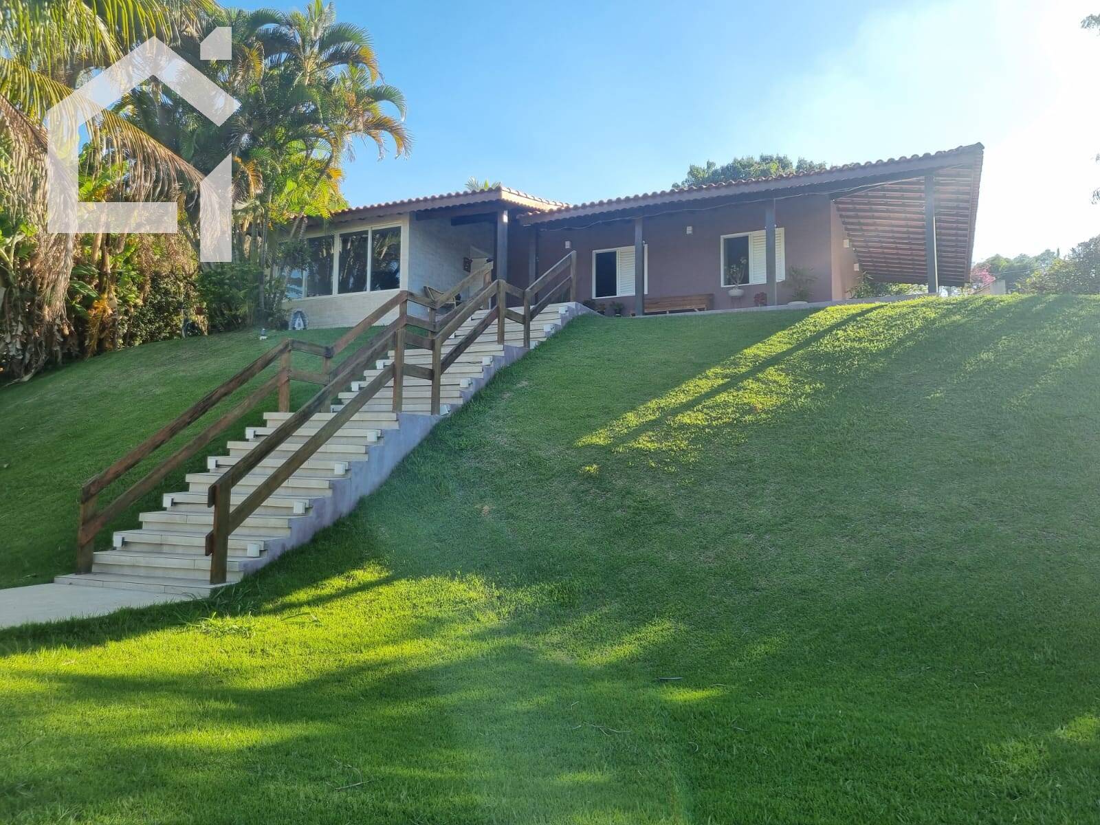 Casa, 4 quartos, 265 m² - Foto 1